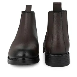 Roadster Men Brown Solid Slip-On Chelsea Boots image 5