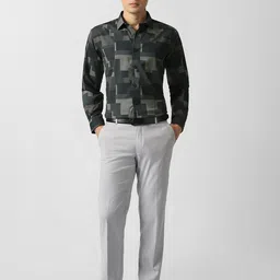 V Dot Men Slim Fit Geometric Printed Spread Collar Formal Shirt image 2