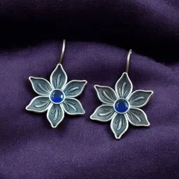 Hardin Style Floral Drop Earrings image 1