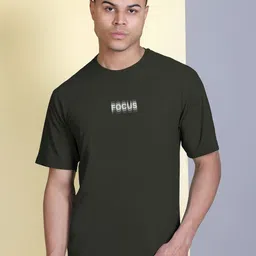 MOUNTAIN COLOURS Men Solid Round Neck T-shirt image 1