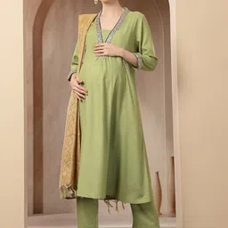 House Of Zelena Women Pleated Sequinned Kurta with Trousers & With Dupatta image 5