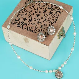 SALONI FASHION JEWELLERY Women Pearls & Artificial Stones Studded Jewellery Set-picture-5