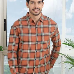 NEON CHILLIE Men Slim Fit Checked Spread Collar Cotton Casual Shirt-picture-26
