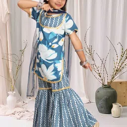 Cutiekins Girls Floral Printed Gotta Patti Kurta with Sharara & Dupatta image 2