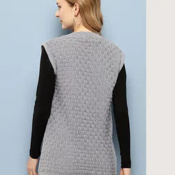 Aarika Cable Knit V-Neck Woollen Button-Down Cardigan image 2