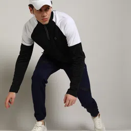 prowl by tiger shroff Men Full Sleeve Color Block Sweatshirt image 4
