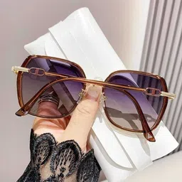 eyenaks UV Protection Round, Over-sized Sunglasses (Free Size) image 2