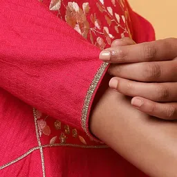 AURELIA Floral Embroidered Regular Thread Work Kurta With Palazzos image 5