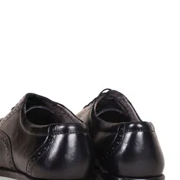 Celtic Men Leather Formal Brogues image 3