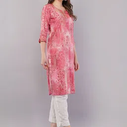 EELIKA Women Floral Printed Indie Florals Kurta image 5