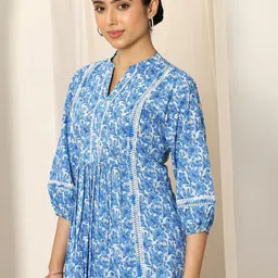 Libas Floral Printed Mandarin Collar Panelled A-Line Kurti image 5