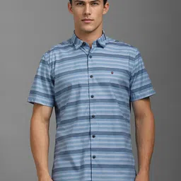 Louis Philippe Jeans Men Cutaway Collar Horizontal Striped Cotton Slim Fit Casual Shirt-image-1