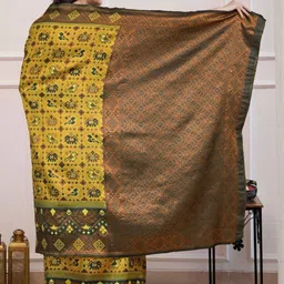 SP TEXTILE CLOTHES Woven Design Zari Art Silk Handloom Banarasi Saree image 4