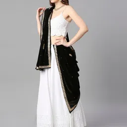 Dupatta Bazaar Floral Embroidered Velvet Dupatta With Gotta Patti image 3