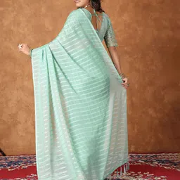 Dori Striped Saree with Unstitched Blouse Piece image 4
