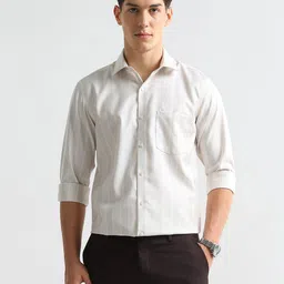 Arrow Men Vertical Striped Auto Press Formal Shirt-picture-32