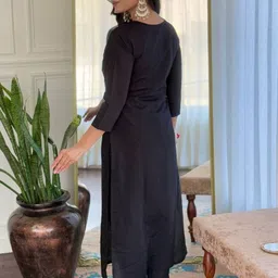 VARNI FABRICS Floral Embroidered Notch Neck Straight Kurta With Trousers And Dupatta image 5