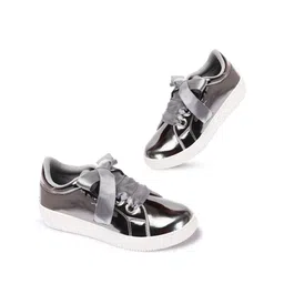 X XIOTA Women Sneakers image 3