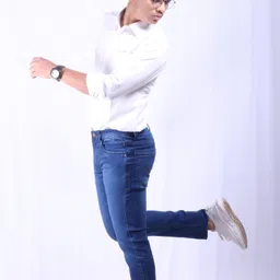 TCI Men Low Distress Light Fade Jeans image 4