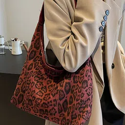 StyleCast x Revolte Women Animal Printed Bucket Shoulder Bag image 3