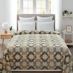 BREVARD Off-White & Grey Printed 190 GSM Queen SizeDuvetCover image 1
