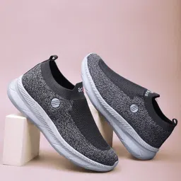 Action EVA Flotter Men Woven Design Slip-On Sneakers-picture-34
