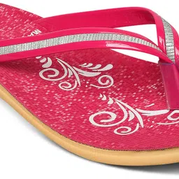 hiyaga Women Flip Flops image 1