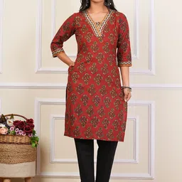 Kahili Art Women Ethnic Motifs Printed Regular Thread Work Pure Cotton Kurta with Trousers-picture-10