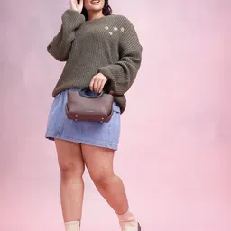 DressBerry Curve Plus Size Ribbed Oversized Pullover with Embellished Detail image 5