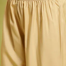 7Threads Selection Of 2 Floral Printed Straight Kurtas With Trousers image 2