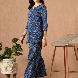 Anouk Rustic Floral Printed Notch Neck Straight Pure Cotton Kurti with Trouser image 4