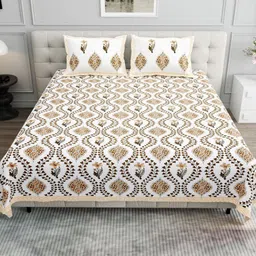 Myntra Elegant Homes Cotton Khaki 210 TC King Bedsheet with 2 Pillow Covers image 3