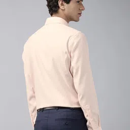 Van Heusen Custom Fit Textured Pure Cotton Formal Shirt image 4