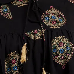 DMP EXPORT Women Ethnic Motifs Printed Tie-Up Neck Top image 3