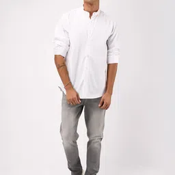 Tailoraedge Men Classic Tapered Fit Mid-Rise Light Fade Stretchable Jeans image 2