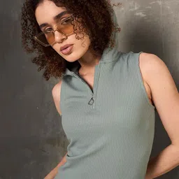 SASSAFRAS Ribbed Hood Bodycon Maxi Dress-picture-12