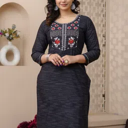 AUZAAI COLLECTION Ethnic Motifs Embroidered Thread Work Straight Kurta-image-5