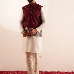 SOJANYA Mandarin Collar Straight Kurta With Pyjamas & Nehru Jacket-picture-24