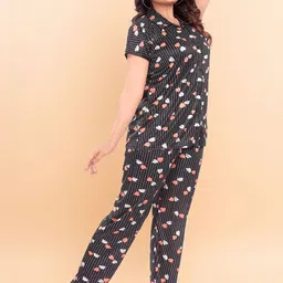 BDE Women Printed Night suit image 4
