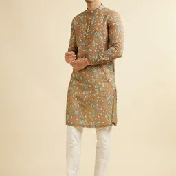 Manyavar Men Floral Printed Kurta image 3