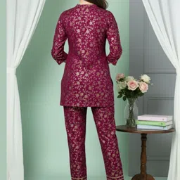 DUMMY SHAPE Women Floral Printed Regular Kurta with Trousers image 5