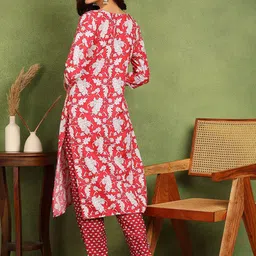 DSK STUDIO Women Floral Printed Regular Kurti with Trousers image 5