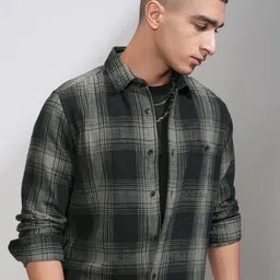 HIGHLANDER Men Spread Collar Tartan Checked Slim Fit Cotton Casual Shirt-picture-41