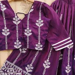 BAESD Girls Embroidered Thread Work Foil Print Ready to Wear Lehenga & image 3