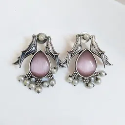 VEDAJ Animal Shaped Drop Earrings image 2