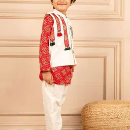 Jilmil Boys Ethnic Motifs Patola Printed Regular Kurta With Trousers & Jacket image 5