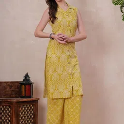 Jyoti Printed Regular Shirt Collar Pure Cotton Straight Kurta with Palazzos image 2