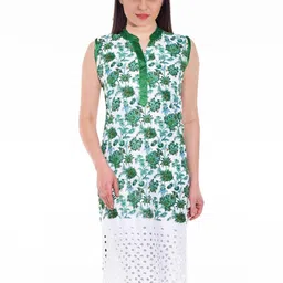 Inara Robes Women Multi Kurtas-image-68