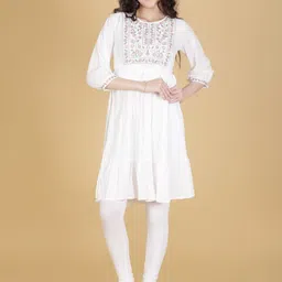V-Mart Floral Emboridered Fit & Flare Midi Dress-image-11