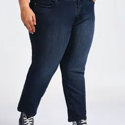 Sizeupp Women Plus Size Regular Fit Mid-Rise Light Fade Jeans image 3